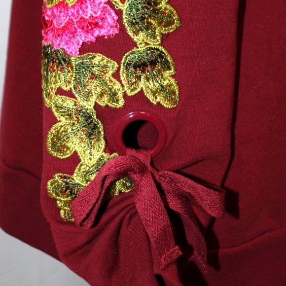 Hannah Burgundy Sweatshirt with Embroidery Floral Sleeves - Picture 5 of 12